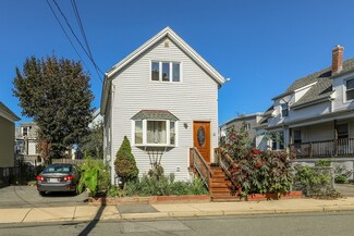 11 Groveland St, Lynn, MA 01902