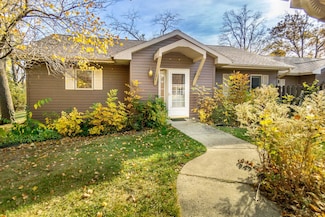 W9426 U S 12 Unit 4, Cambridge, WI 53523
