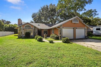 304 Hibiscus St, Chuluota, FL 32766