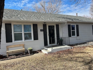 1107 Grant St, Victoria, KS 67671