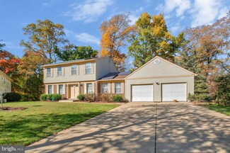 12521 Guinevere Rd, Glenn Dale, MD 20769