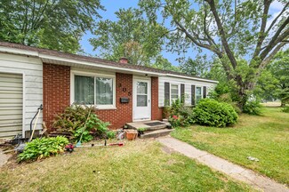 305 W Jerolene St, Sturgis, MI 49091