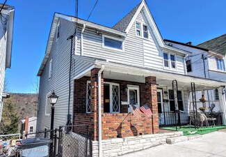 517 E Ridge St, Lansford, PA 18232