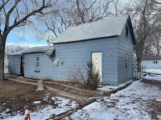 208 E Oak St, New Underwood, SD 57761