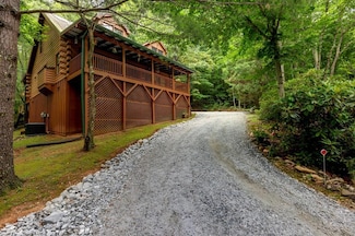 849 Hannah Mountain Rd, Otto, NC 28763
