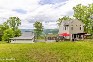 272 Meadowland Dr, Middleburgh, NY 12122