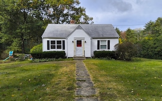 323 New Boston Rd, Sturbridge, MA 01566
