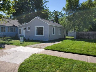 1311 Ada St, Muskegon, MI 49442
