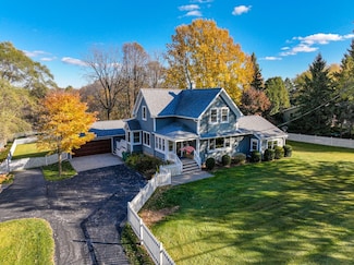 3204 Division Rd, Jackson, WI 53037