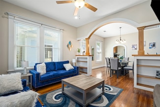 817 E 26th St, Houston, TX 77009