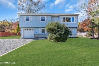 306 Cedar Swamp Rd, Jackson, NJ 08527