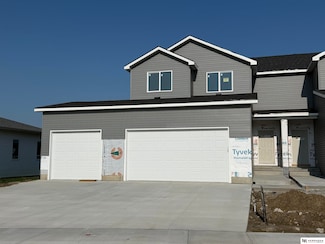 5925 S 94th St, Lincoln, NE 68526