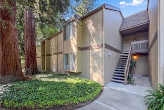 505 Cypress Point Dr Unit 138, Mountain View, CA 94043