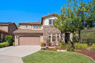 10820 Dakota Ranch Rd, Santee, CA 92071
