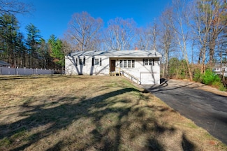 256 Academy Rd, Pembroke, NH 03275