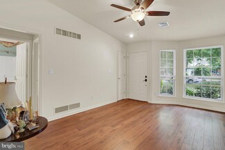 67 Greenfield Dr, Carlisle, PA 17015