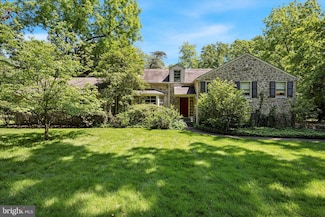 1451 Meadowbrook Rd, Jenkintown, PA 19046