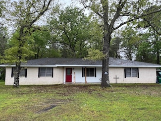 11774 S Us Highway 69, Huntington, TX 75949