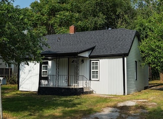 1206 N Clifton Ave, Springfield, MO 65802