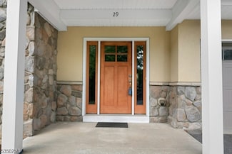 29 Park Place, Mountain Lakes, NJ 07046
