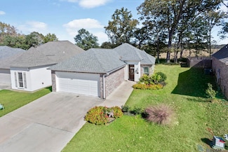13126 Cedar Pointe Dr, Saint Francisville, LA 70775