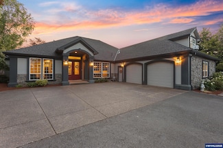 2742 McAhren Ln S, Salem, OR 97306