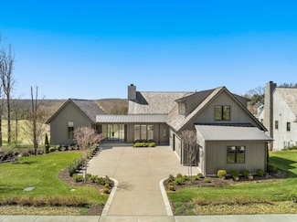 7346 Harlow Dr, College Grove, TN 37046