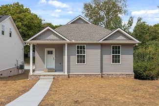 408 Hatcher Ln, Columbia, TN 38401