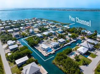 29185 Bougainvillea Ln, Big Pine Key, FL 33043