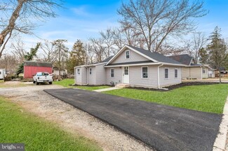 55 W 1st Ave, Runnemede, NJ 08078