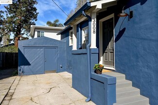 3008 Deakin St, Berkeley, CA 94705