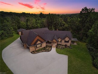 4451 Hawkins Rd, Richfield, OH 44286