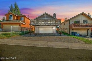 8031 Queen Victoria Dr, Anchorage, AK 99518