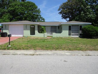 7821 Farmlawn Dr, Port Richey, FL 34668