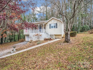 112 Serenity Cir, Hendersonville, NC 28792
