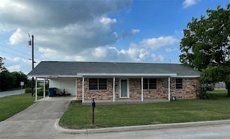 1001 Newby Ave, Bridgeport, TX 76426