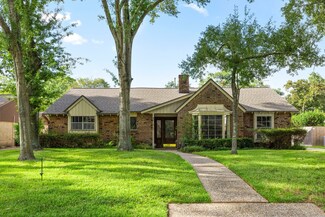 11215 Timberline Rd, Houston, TX 77043