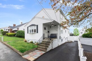 49 Kilburn St, Revere, MA 02151