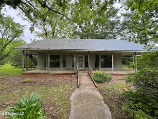 2169 Mississippi 429, Carthage, MS 39051
