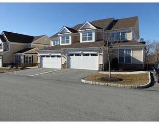 23 Avebury Ln Unit 23, Marlborough, MA 01752