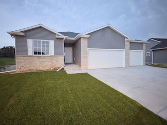 4606 15th Avenue Place, Kearney, NE 68845