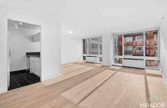 60 W 23rd St Unit 611, New York, NY 10010
