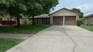 14122 Bateau Dr, Cypress, TX 77429