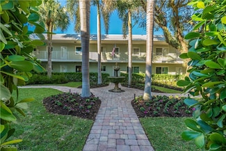 503 Broad Ave S Unit 503, Naples, FL 34102