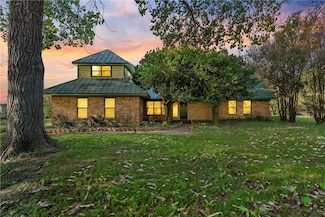 3716 River Bend Ln, Waco, TX 76705