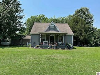 9047 State Route 94 E, Fulton, KY 42041