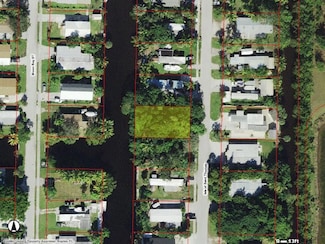 79 Isle of Saint Thomas, Naples, FL 34114