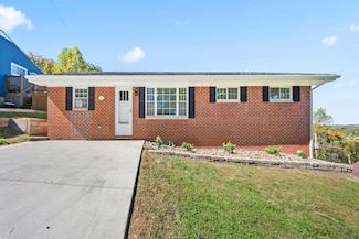 3511 Brenda St, Ashland, KY 41102