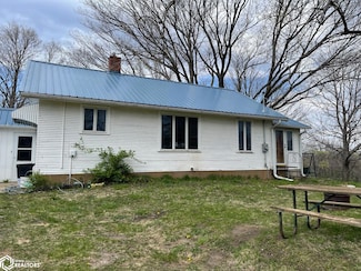 4311 E 68th St S, Newton, IA 50208