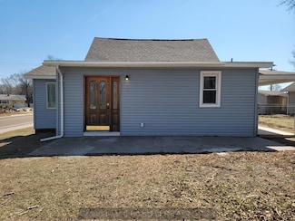 117 Roger Welsch Ave W, Dannebrog, NE 68831